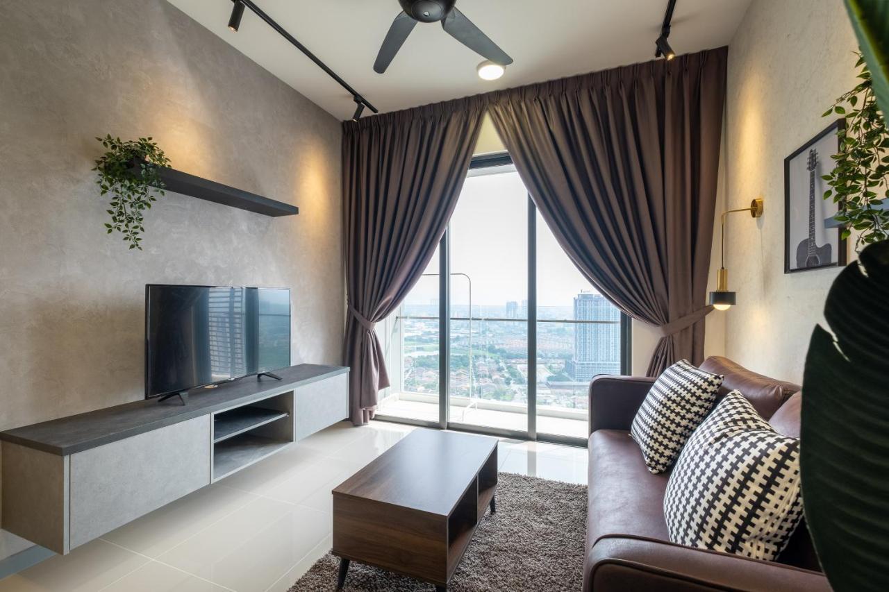 شقة Contemporary United Point 6 Pax 现代风格 Desa Park & Mont Kiara كوالالمبور المظهر الخارجي الصورة