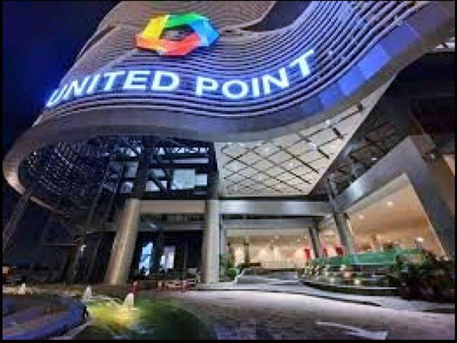 شقة Contemporary United Point 6 Pax 现代风格 Desa Park & Mont Kiara كوالالمبور المظهر الخارجي الصورة